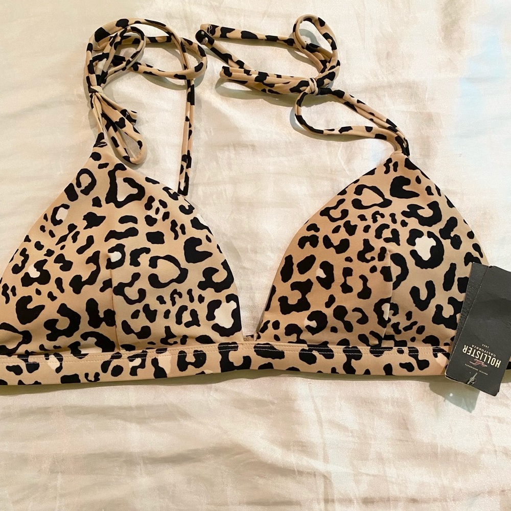 Hollister Lepard Print Bathing Suit Top